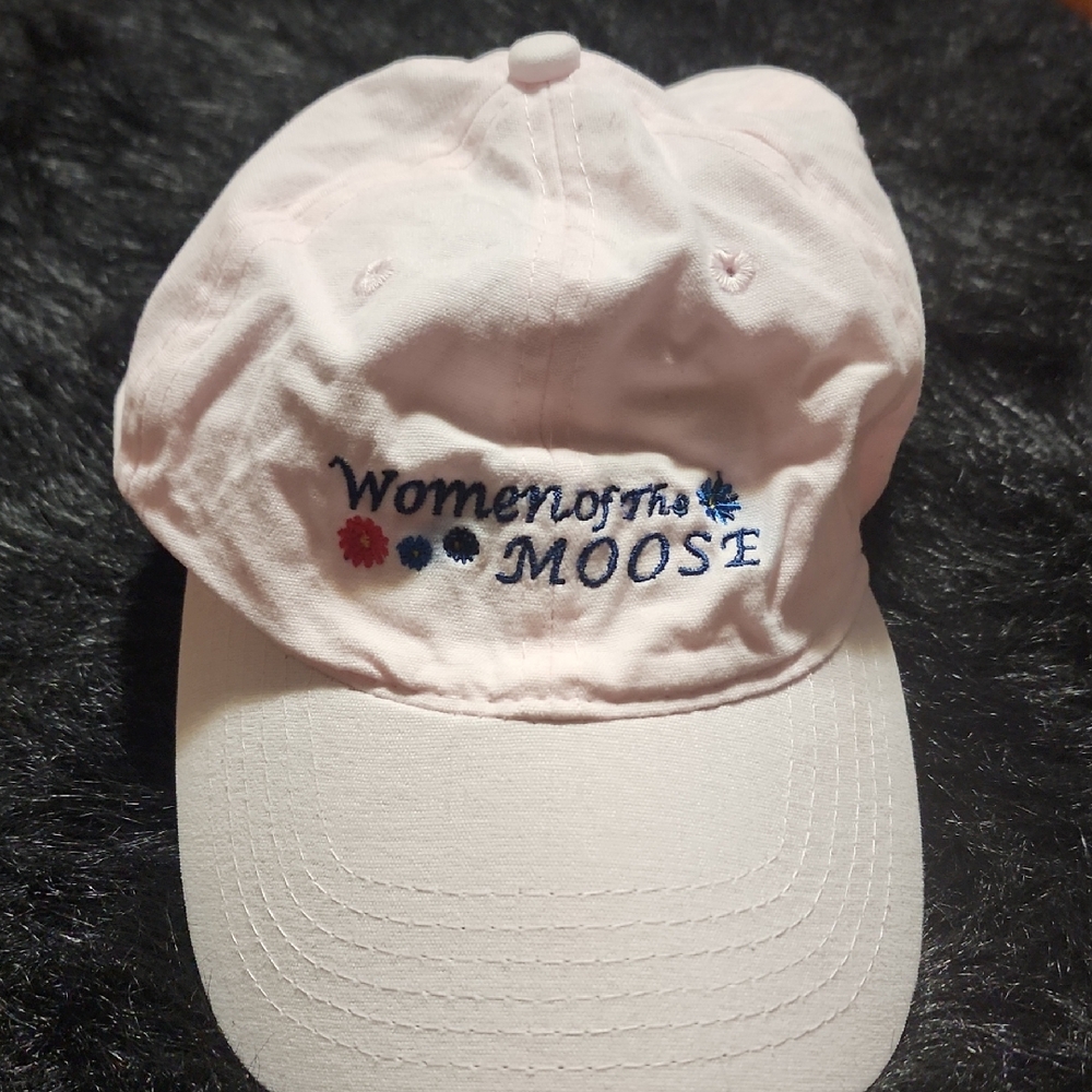 PORT & COMPANY - WOMEN OF THE MOOSE BALLCAP.